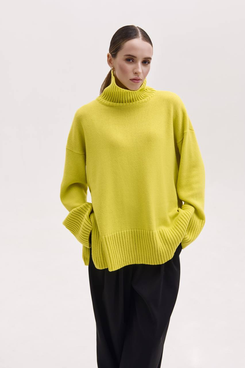 Lemon voluminous basic merino wool sweater