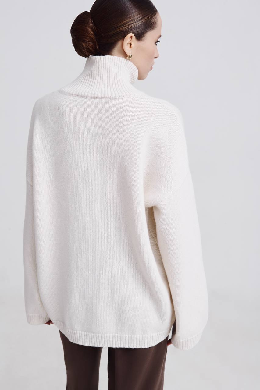 Ivory high neck sweater in merino wool and cashmere