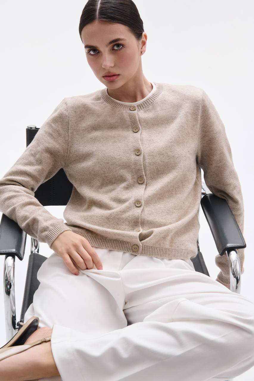 Basic cashmere cardigan