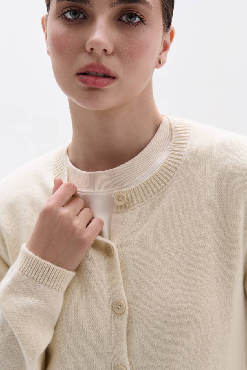 Basic cashmere cardigan