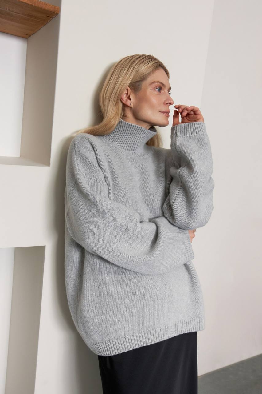 High neck sweater in merino wool and cashmere