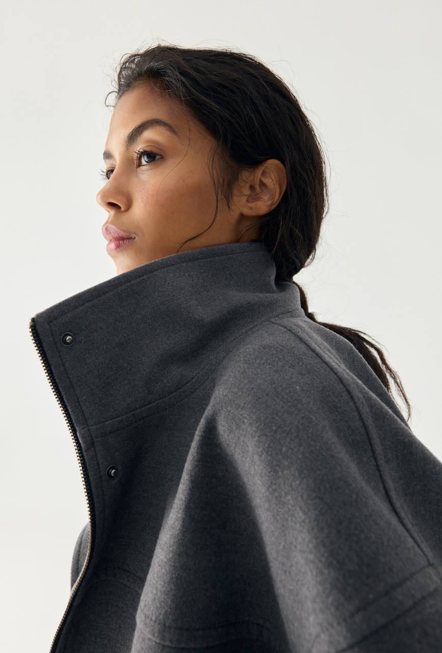 Об’ємний бомбер з вовни